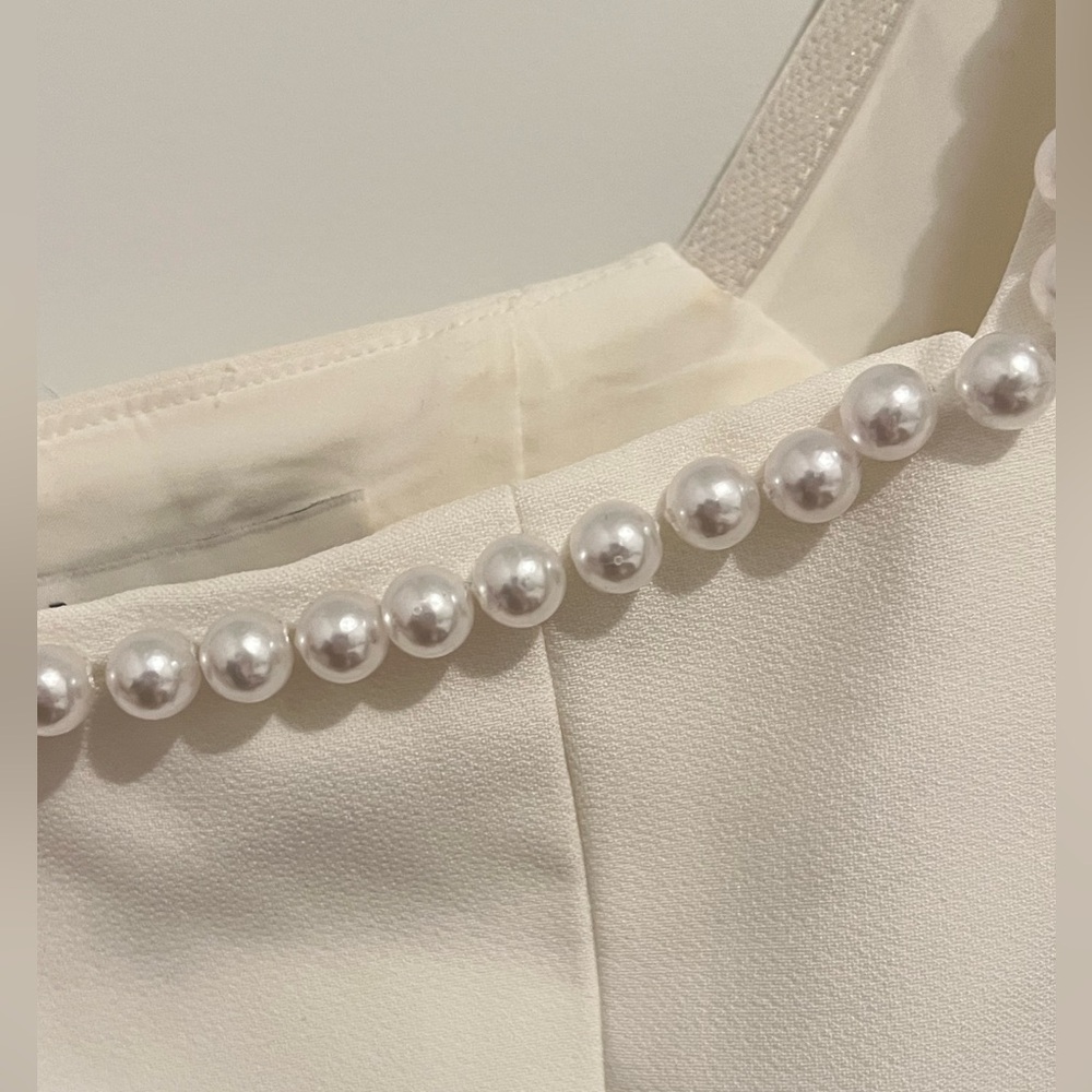 Elegant White Dress - Picture 4 of 5